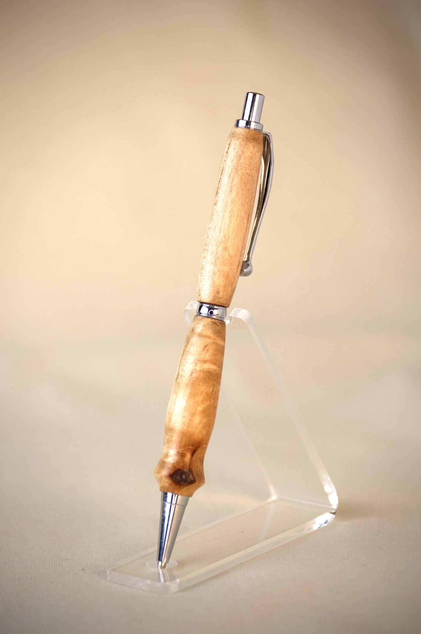 Hero Quill: Curly Maple w Small Knot | Silver Hardware