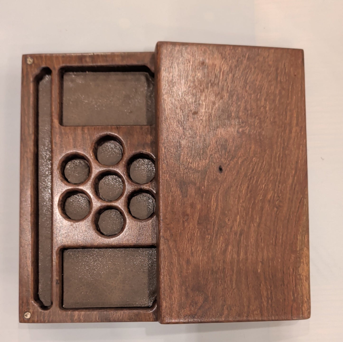 Player Book | Chechen | Dice Box and Rolling Dice Tray
